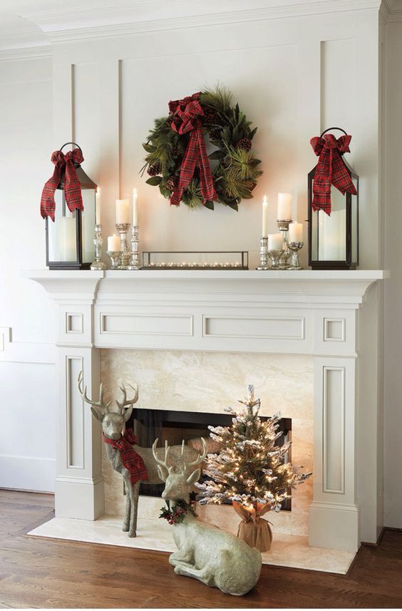 Christmas Fireplaces Decor 30 - Fireplace Mantel Décor Styles For The Christmas Season