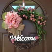 Diy Door Wraths 31 214x214 - 40+ Best DIY Fall Wreath Ideas for Your Front Door