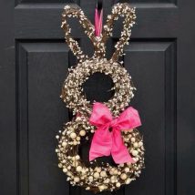 Diy Door Wraths 35 214x214 - 40+ Best DIY Fall Wreath Ideas for Your Front Door