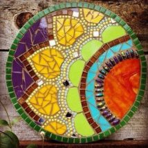Diy Garden Mosaics Projects 46 214x214 - 40+ Unforeseen DIY Garden Mosaics Projects