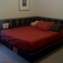 Diy Pallet Bed 1 214x214 - Amazing DIY Pallet Bed Ideas