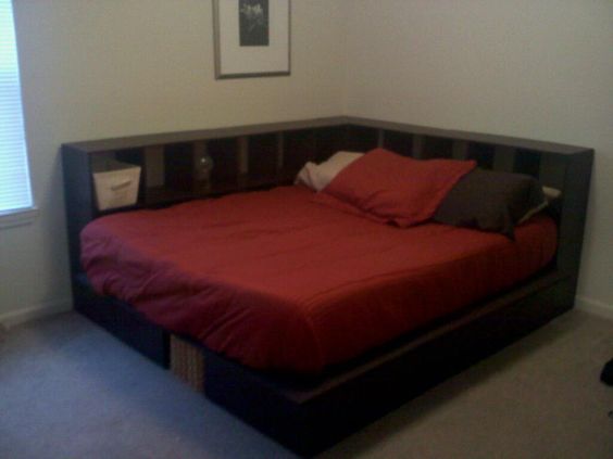 Diy Pallet Bed 1 - Amazing DIY Pallet Bed Ideas